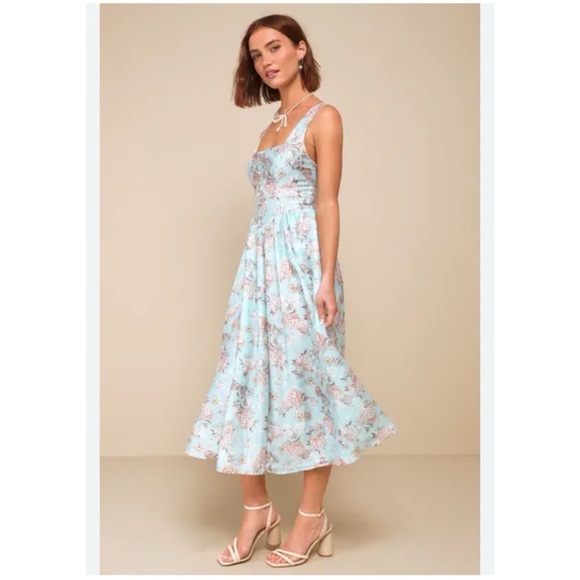 Lulus Dresses & Skirts - Lulu’s Floral Blue Midi Dress Sz XL